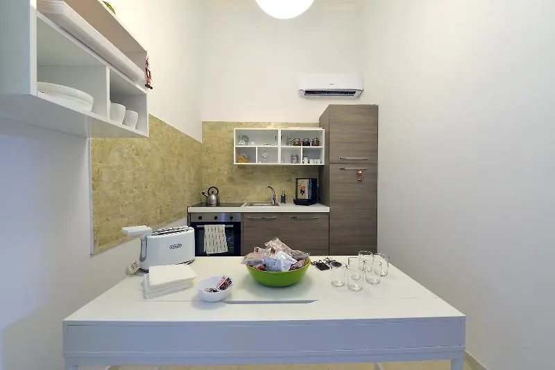 Napoli Central City 2*, Nápoly Olaszország